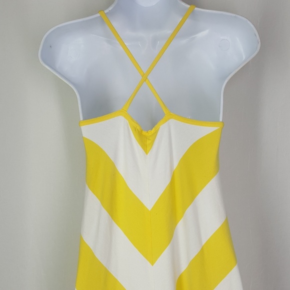 Gap maxi dress, symmetric, size XSmall, yellow & white, chevron stripe dress. - Picture 4 of 8